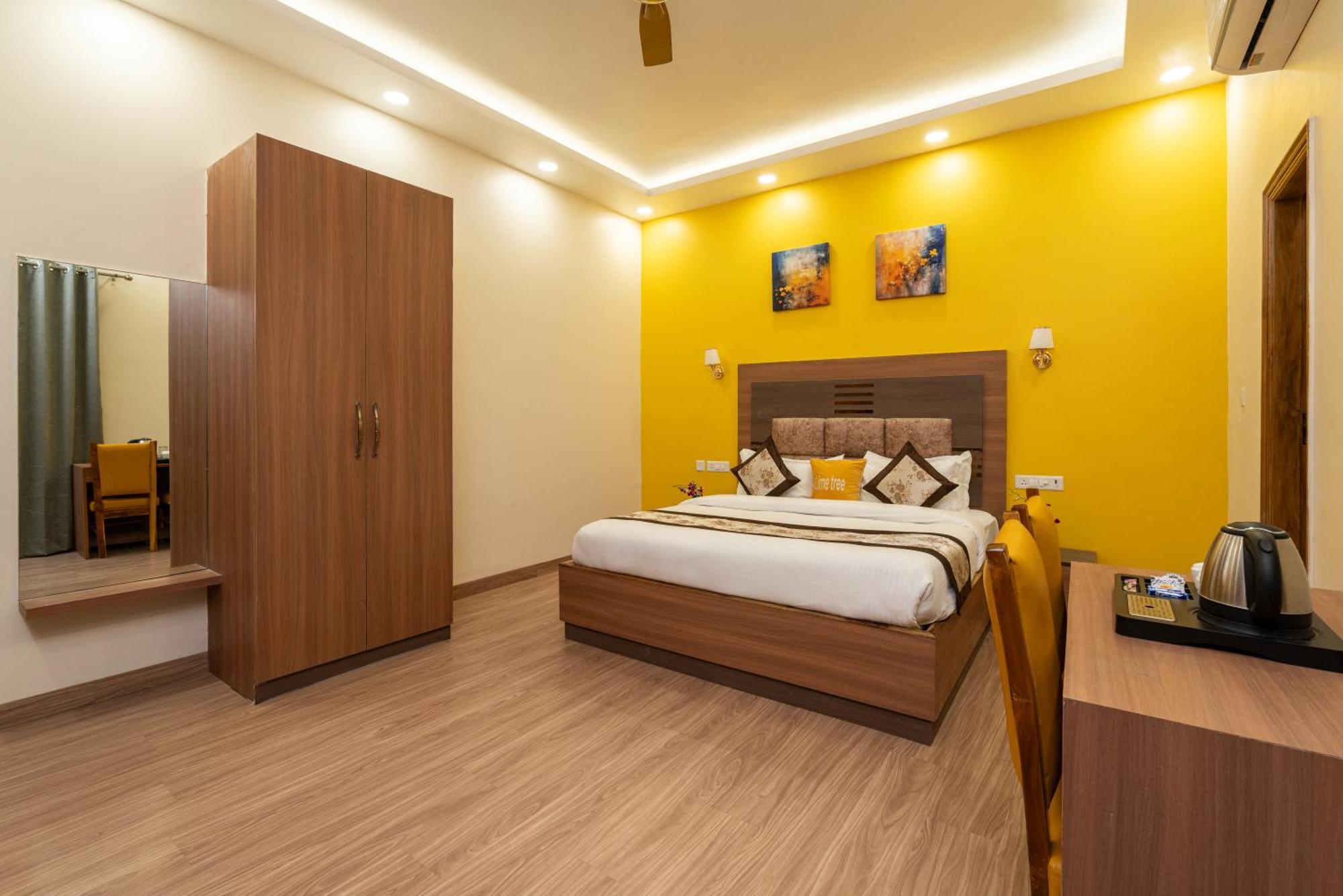 Lime Tree Hotel & One Bhk Serviced Apartment Noida - Sector 50 Metro מראה חיצוני תמונה