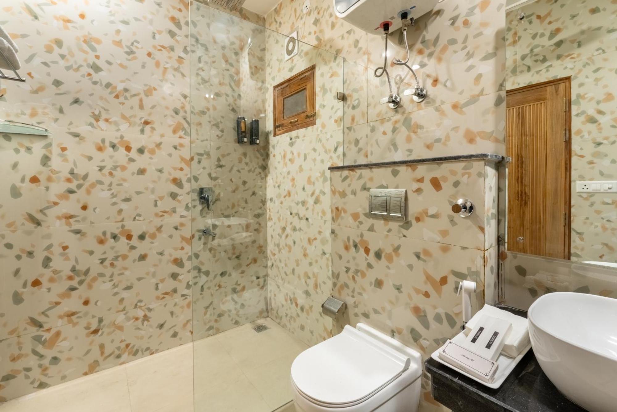 Lime Tree Hotel & One Bhk Serviced Apartment Noida - Sector 50 Metro מראה חיצוני תמונה