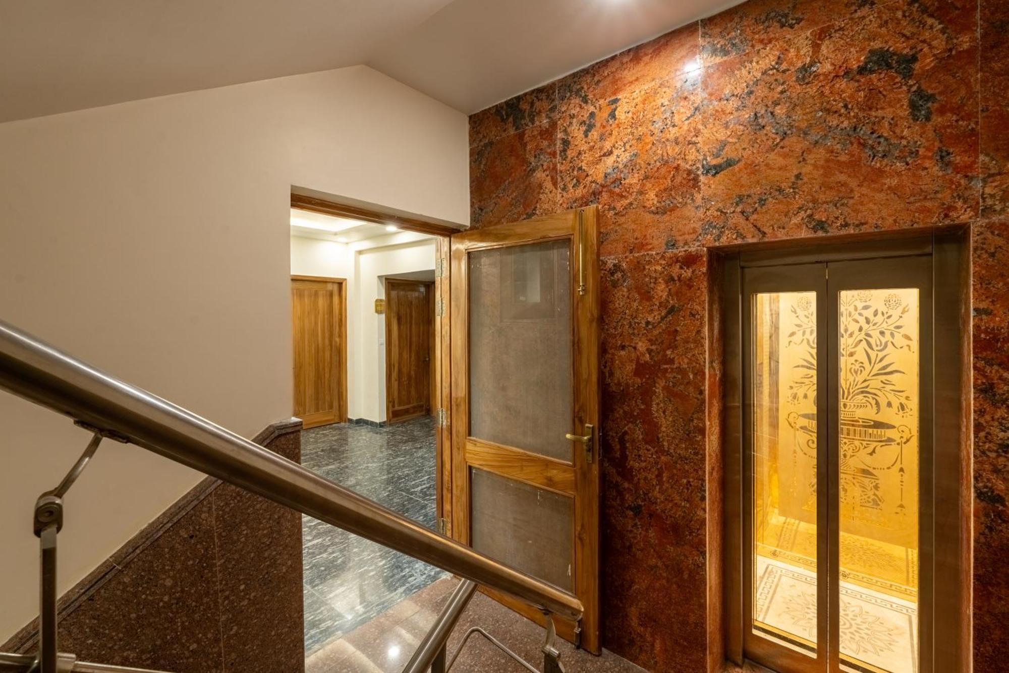 Lime Tree Hotel & One Bhk Serviced Apartment Noida - Sector 50 Metro מראה חיצוני תמונה